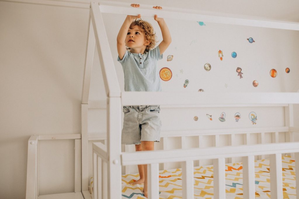 Quand Changer le Lit Bébé ?